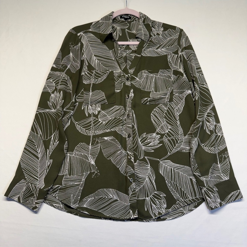 Express Portofino Shirt M Olive Green Tropical Leaf Print Womens Roll Tab Blouse
